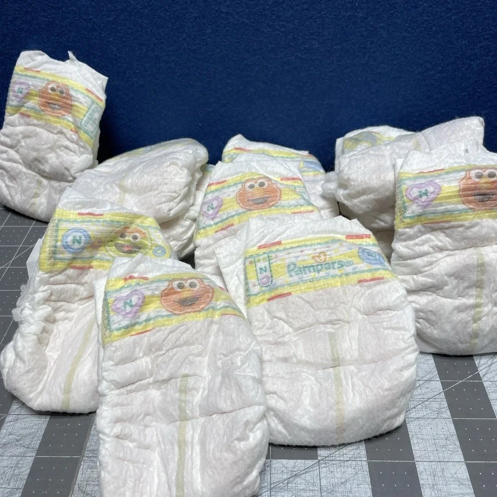 2015 Pampers Swaddlers Diapers Sesame Workshop Cookie Monster Elmo Grover 15